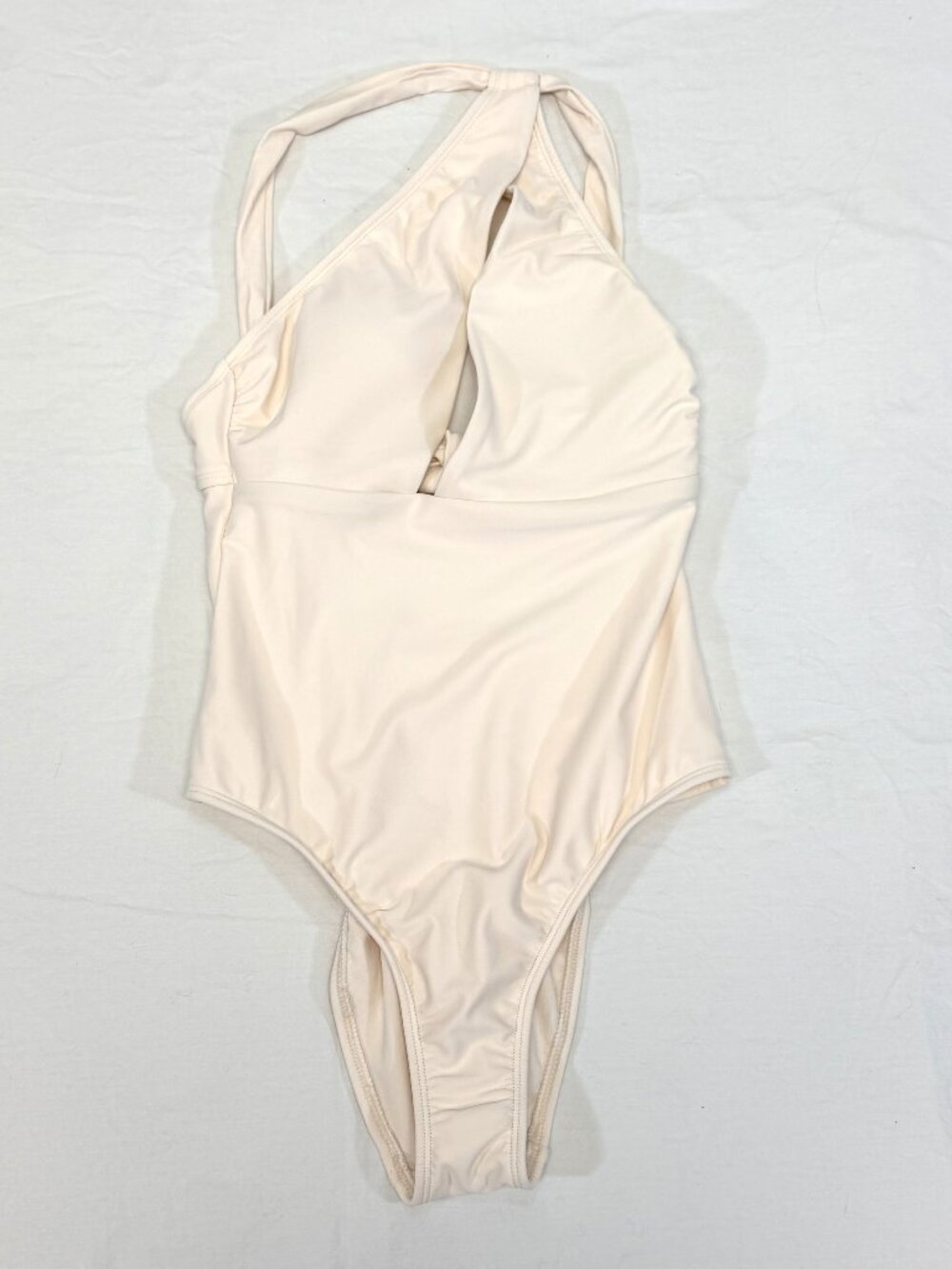 Shade & Shore Asymmetrical One Shoulder Mid Coverage One Piece Cream XS Swimsuit